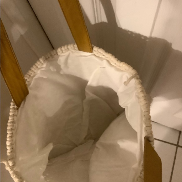 Crochet purse - Picture 4 of 4